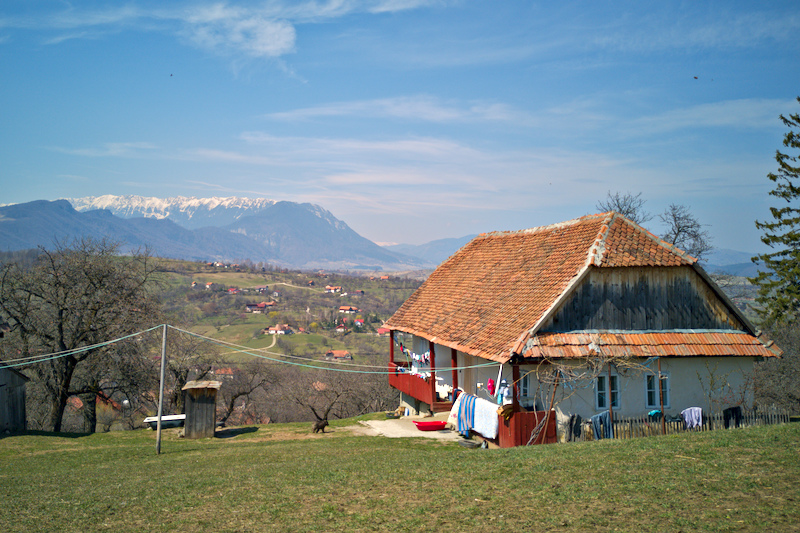 Cum ar fi sa traiesti cu o astfel de priveliste in spatele casei?