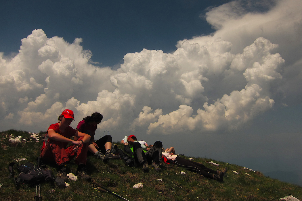 Hit the top, si din nou in Crai dupa mai bine de 9 luni