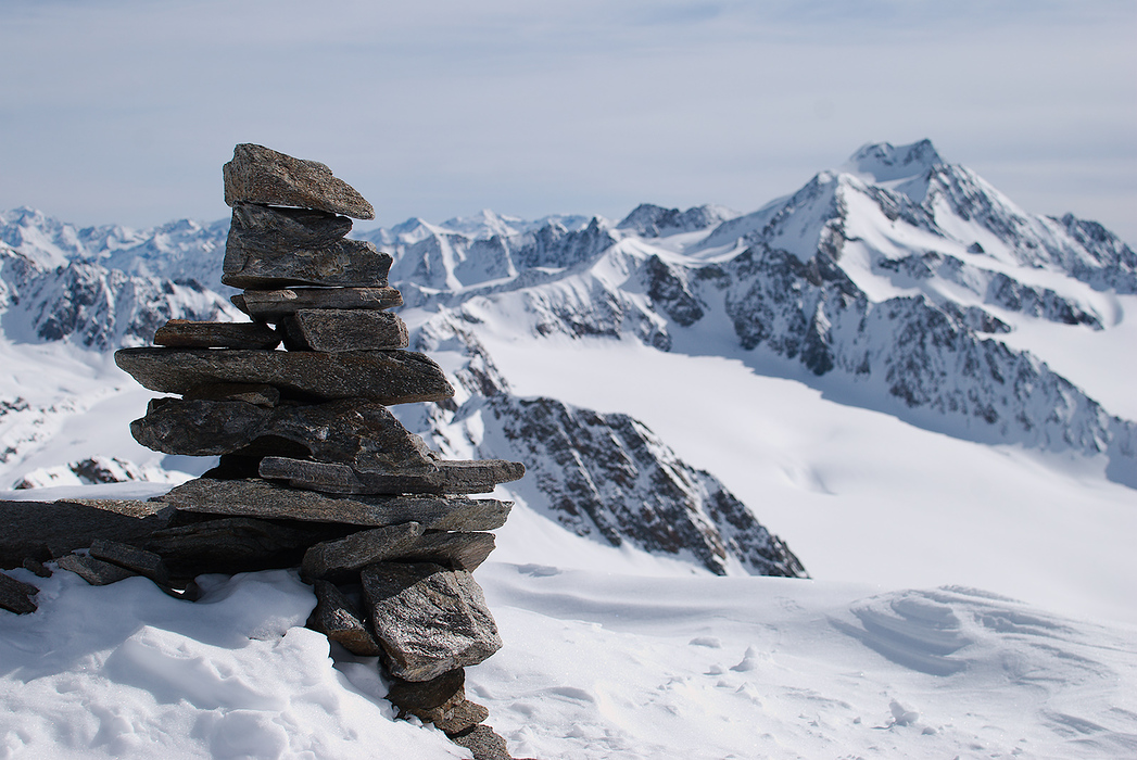 La schi-alpinism in Valea Oetz-ului.