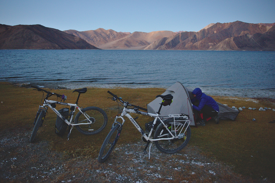 India, ultima parte, Pangong, marea din mijlocul muntilor.