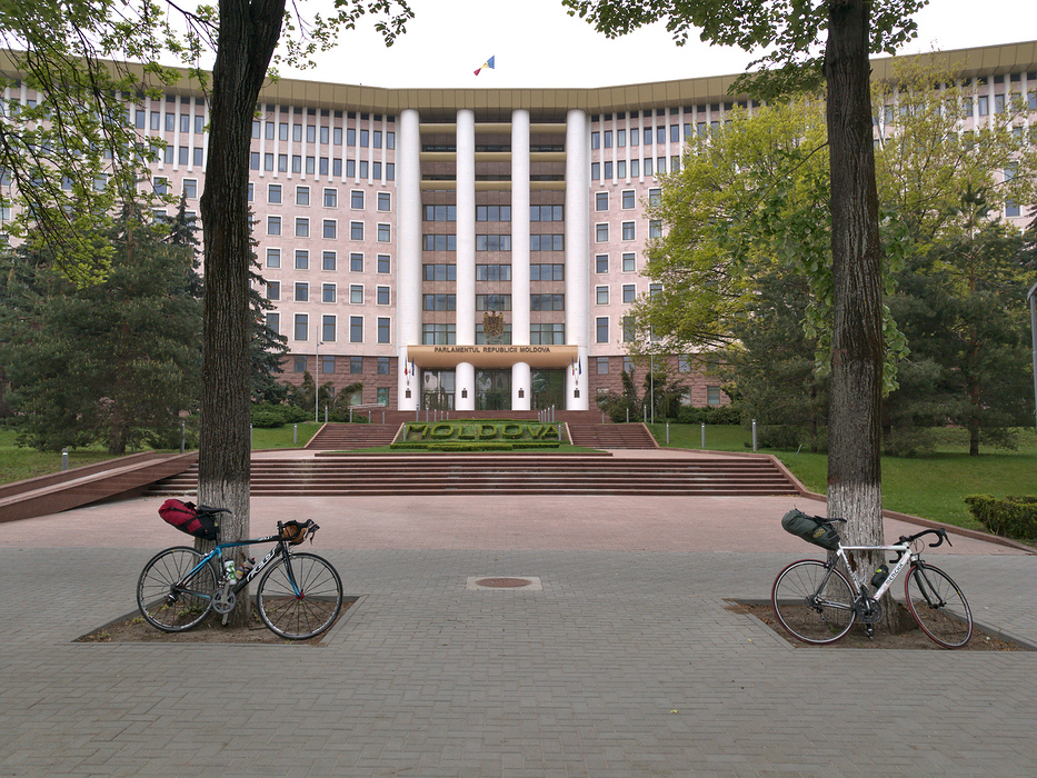 Mini-Concediu de 1 Mai, cu bicicletele pana la Chisinau – a doua parte