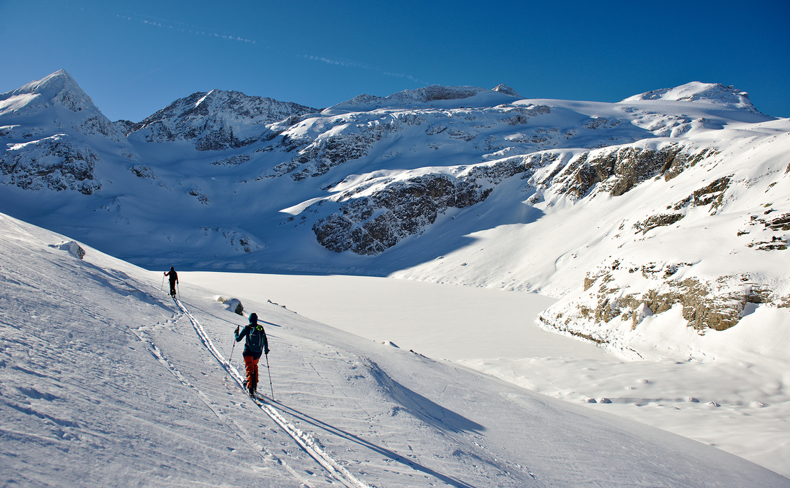 Granatspitze si o zi in jurul lacului alb, la schi de tura, in Austria