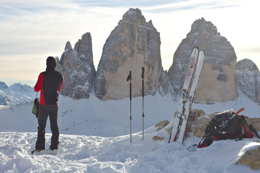 In Dolomiti la schi de tura, pe langa cele trei cime din Lavaredo.