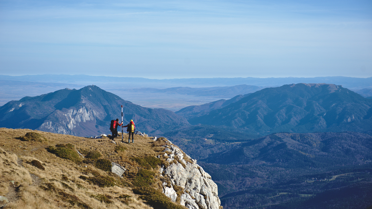 Cu cortul in spate in Bucegi, Valea Morarului si Tiganesti