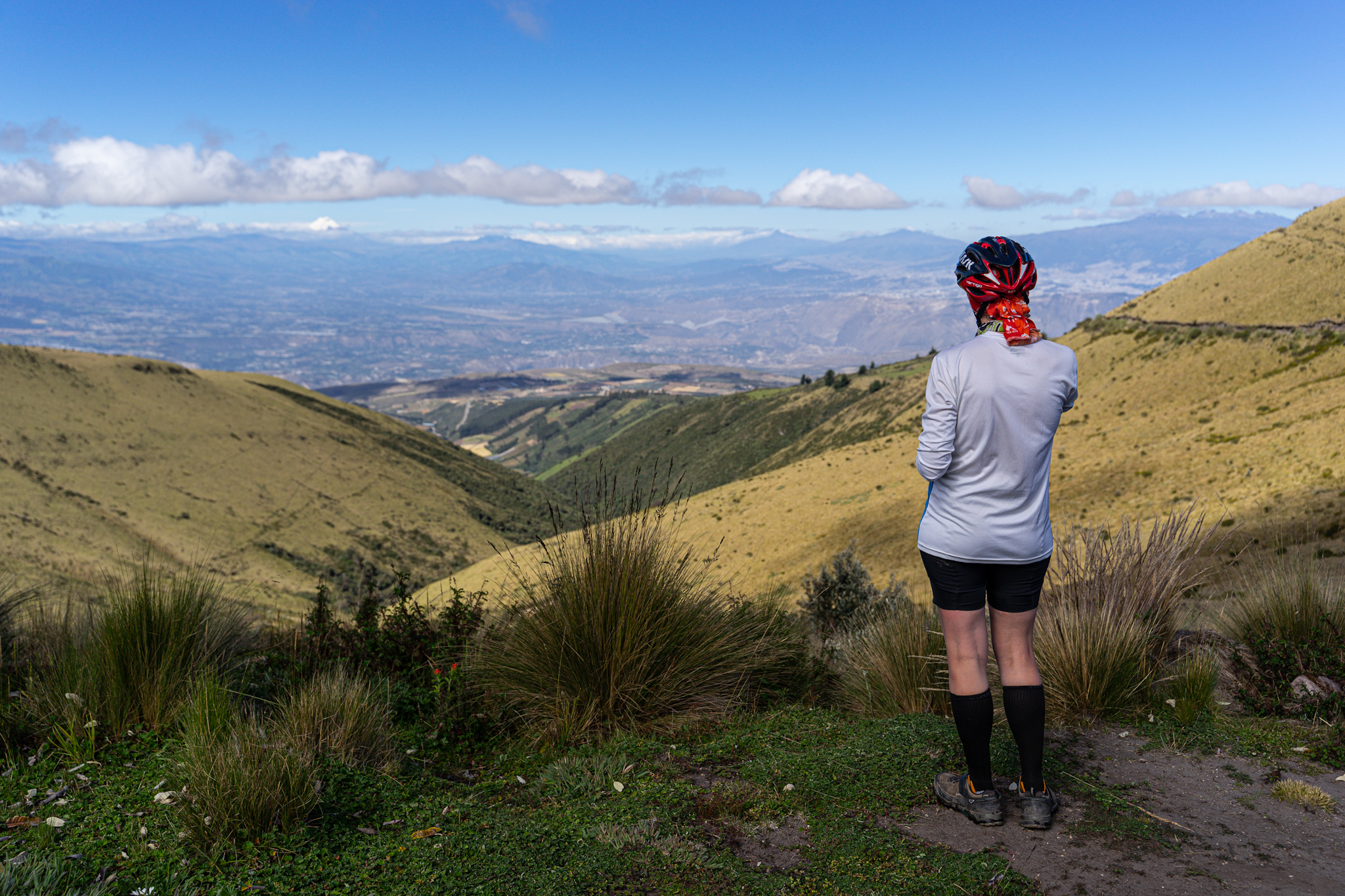 Apropierea de Quito si o coborare de 2000 de metri