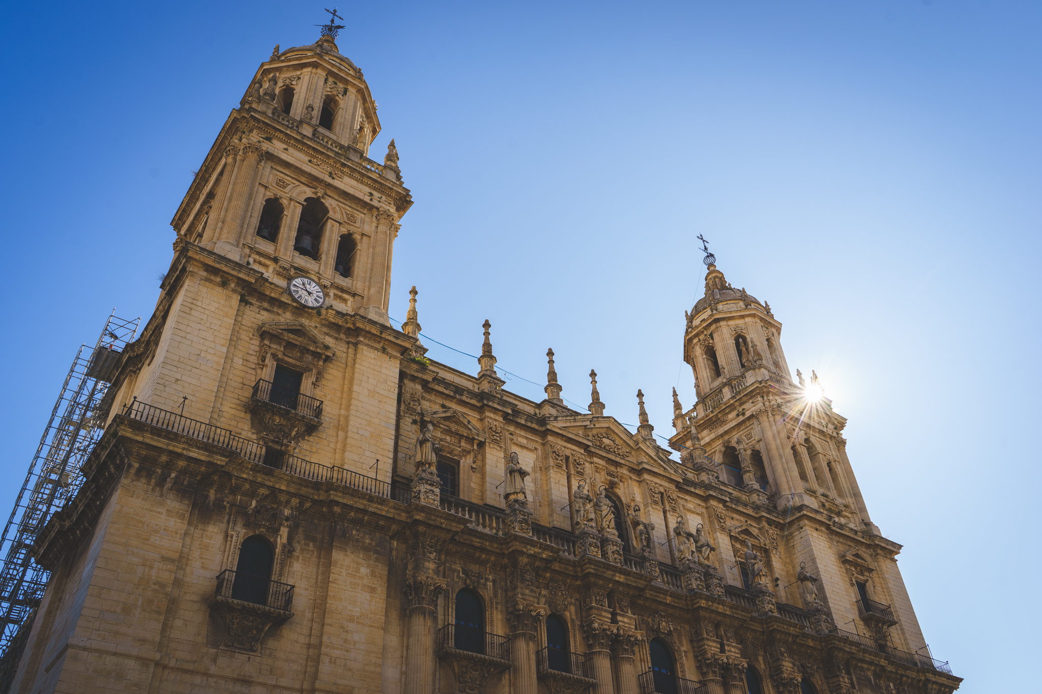 Jaen, masline, orase de piatra si parcuri naturale