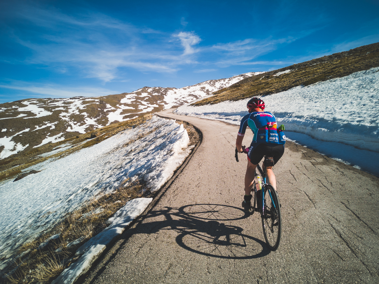 Sierra Nevada, Sol y Nieve