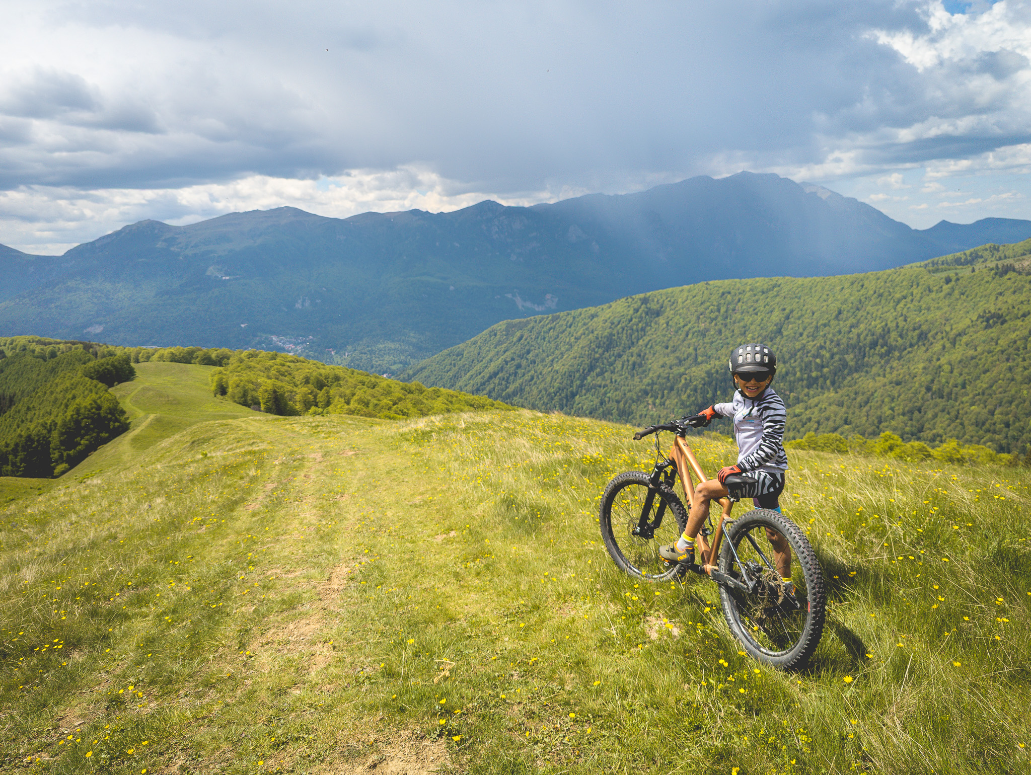 Creasta Baiului cu copii, pe bicicleta