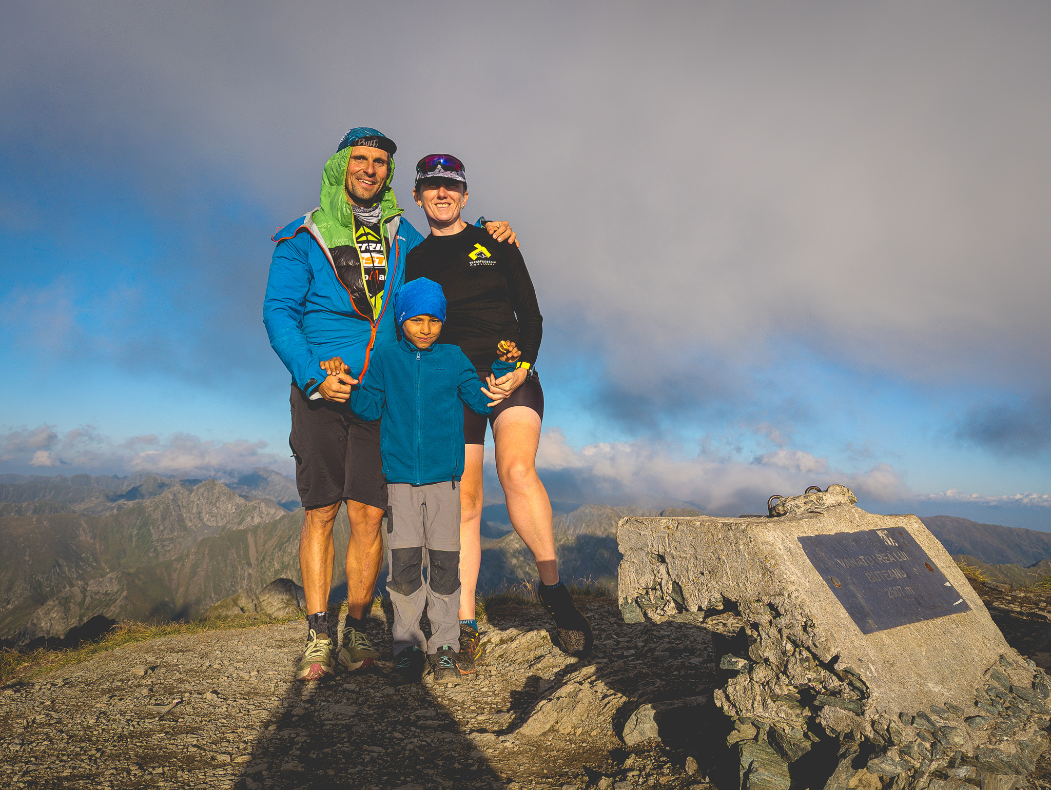 Prima tura in Fagaras, Vaiuga, Vanatoarea lui Buteanu, Glorie si Perseide
